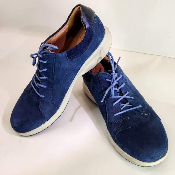 Clarks, Unstructured, blue suede sz 7.5 sneakers, Pre-owned, excellent condition - Picture 1 of 5